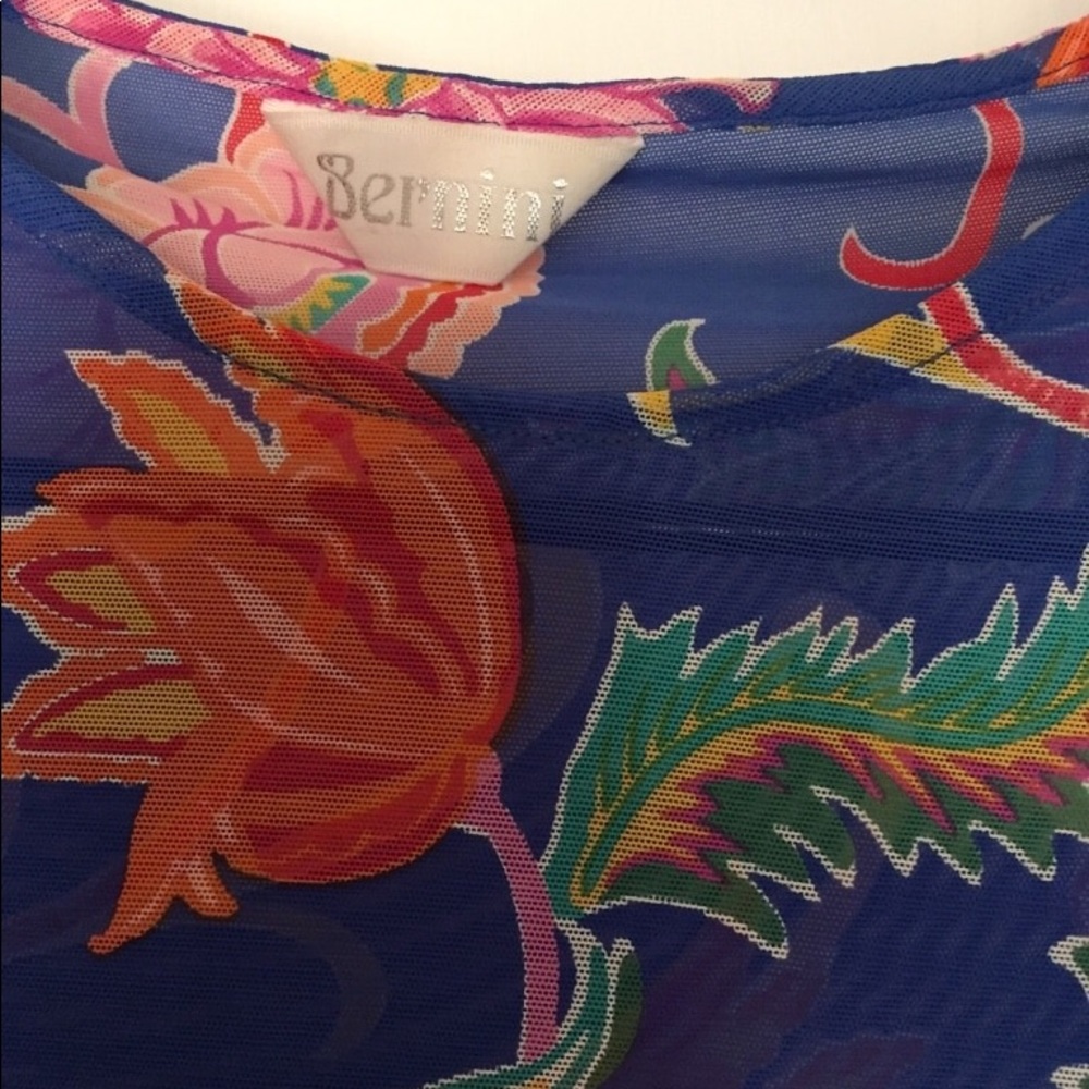 Designer top - Picture 3 of 3
